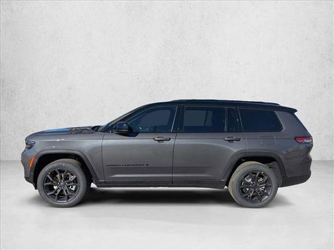 New 2025 Jeep Grand Cherokee L Limited image 4