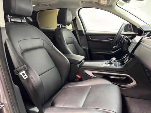Used 2023 Jaguar F-PACE S AWD/4WD image 32