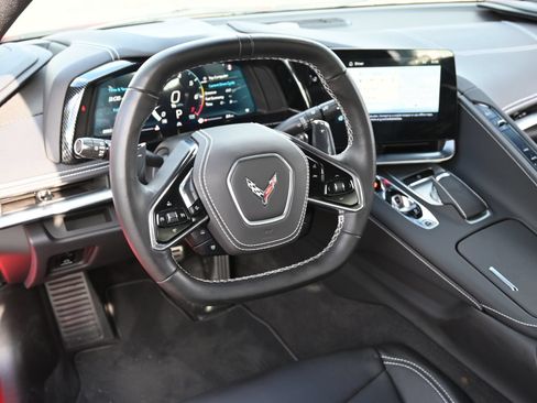 Used 2025 Chevrolet Corvette Stingray Coupe w/ 1LT RWD image 15