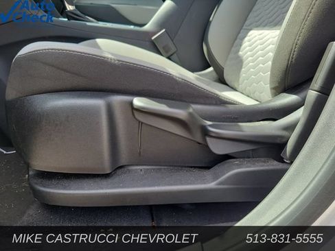 Used 2021 Chevrolet Equinox LS FWD image 19