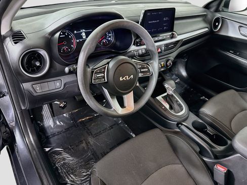 Used 2024 Kia Forte LXS FWD image 22