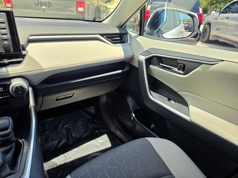Certified 2022 Toyota RAV4 XLE AWD/4WD image 26