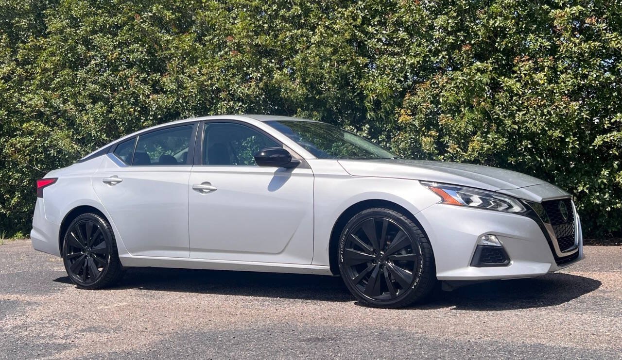 Used 2021 Nissan Altima 2.5 SR FWD image 10