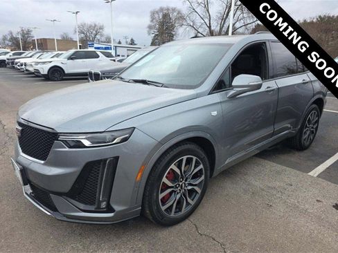 Used 2023 Cadillac XT6 Sport w/ Technology Package image 1