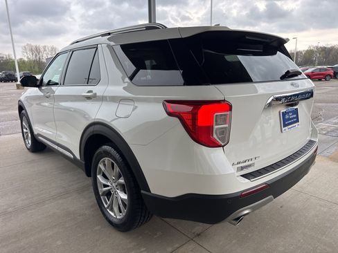 Certified 2023 Ford Explorer Limited w/ Limited Technology Package AWD/4WD image 5