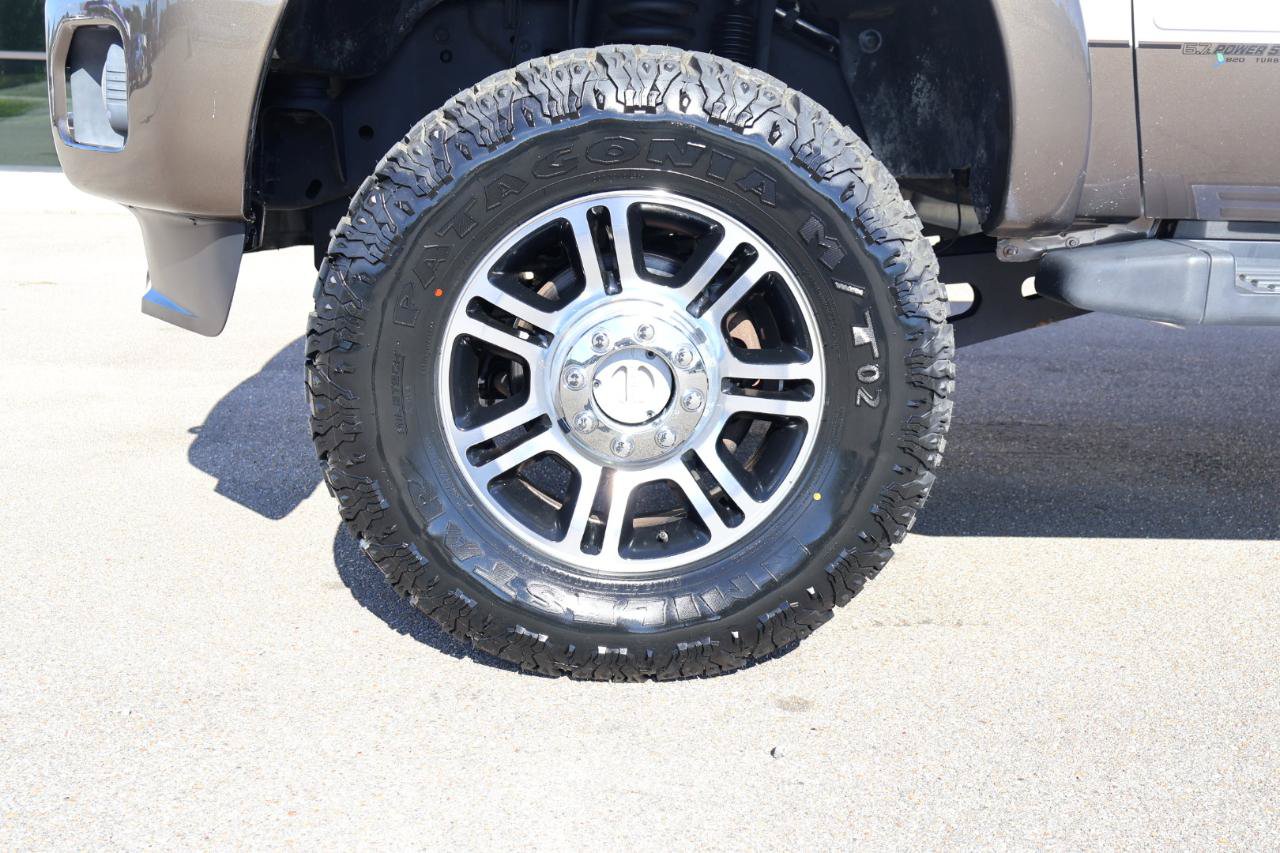 Used 2015 Ford F250 King Ranch w/ FX4 Off-Road Package AWD/4WD image 15