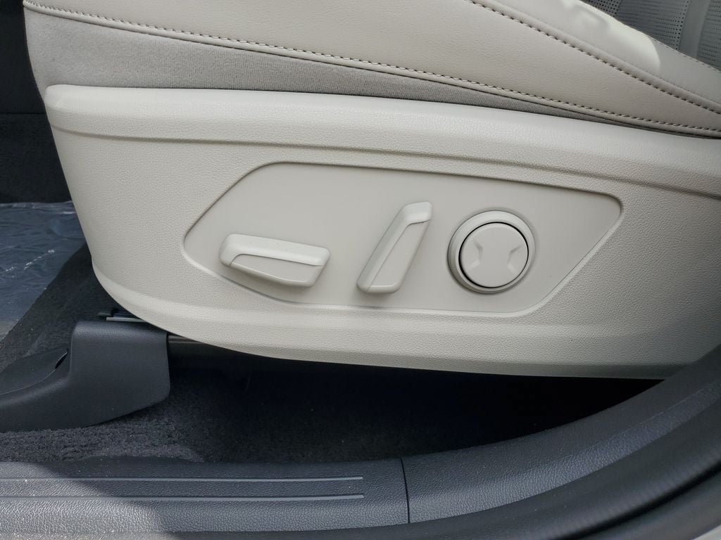 New 2026 Kia Sorento S AWD/4WD image 7