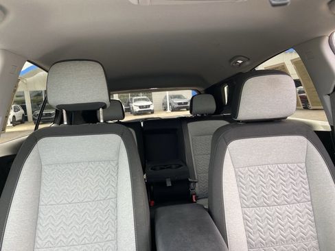 Used 2023 Chevrolet Equinox LS image 18