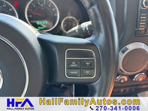 Used 2013 Jeep Wrangler Unlimited Sport image 14