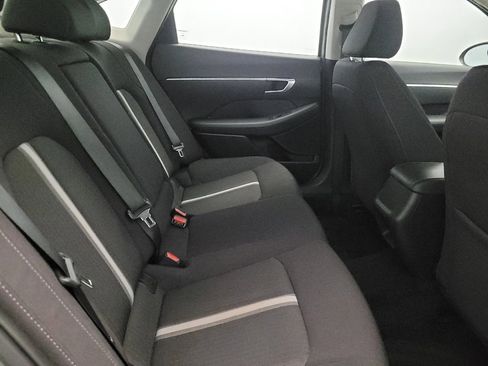 Used 2023 Hyundai Sonata SEL w/ Winter Weather Package image 19