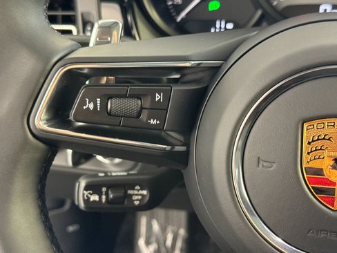 New 2026 Porsche Macan S image 28