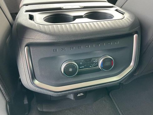 Used 2025 Ford Expedition Max Active image 25