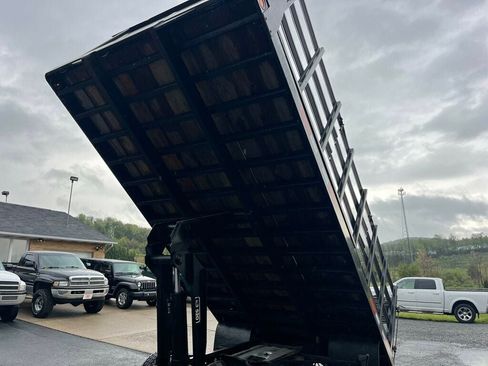 Used 1999 Ford F450 2WD Regular Cab Super Duty image 63