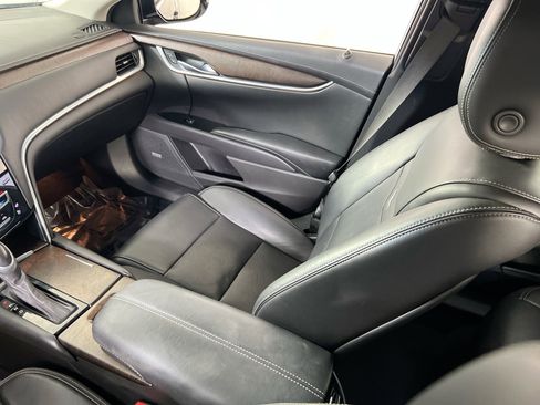 Used 2018 Cadillac XTS Luxury image 24
