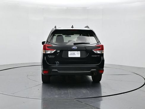 Used 2024 Subaru Forester Premium AWD/4WD image 8