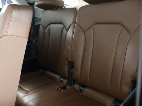 Used 2018 Audi Q7 3.0T Premium Plus w/ Premium Plus Package image 24