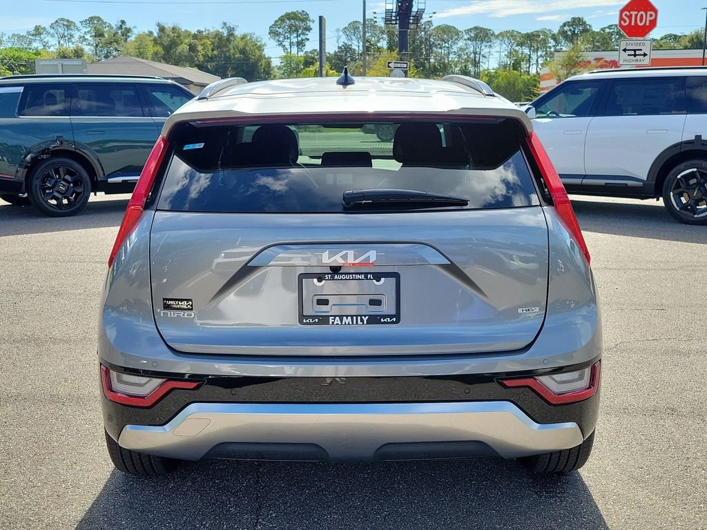 New 2026 Kia Niro SX Touring FWD image 5