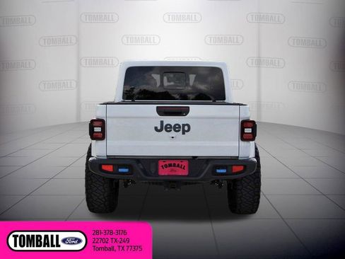 Used 2021 Jeep Gladiator Mojave AWD/4WD image 6