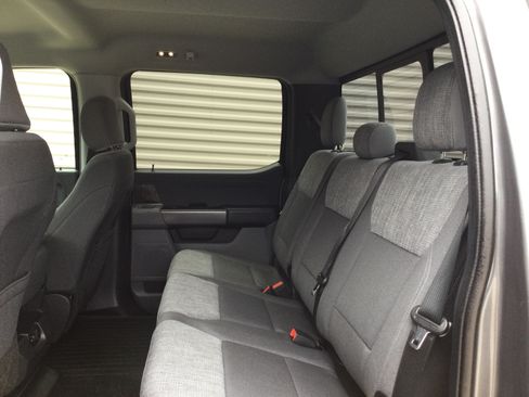 Used 2022 Ford F150 XLT w/ Equipment Group 302A High AWD/4WD image 9