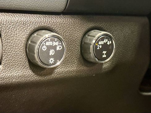 Used 2021 Chevrolet Colorado Z71 image 10