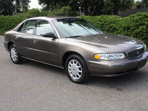 Used 2003 Buick Century Custom FWD image 2