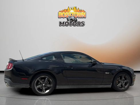 Used 2011 Ford Mustang GT Premium w/ Security Pkg RWD image 8