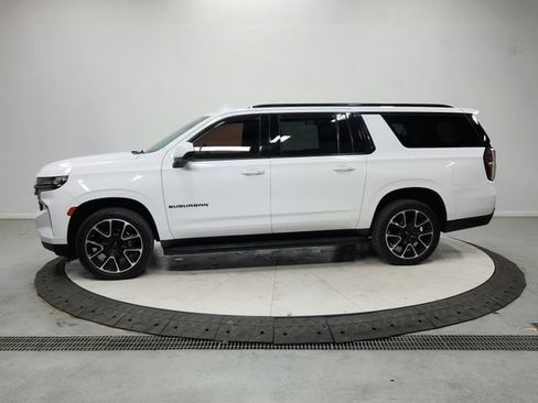 Used 2021 Chevrolet Suburban RST image 4