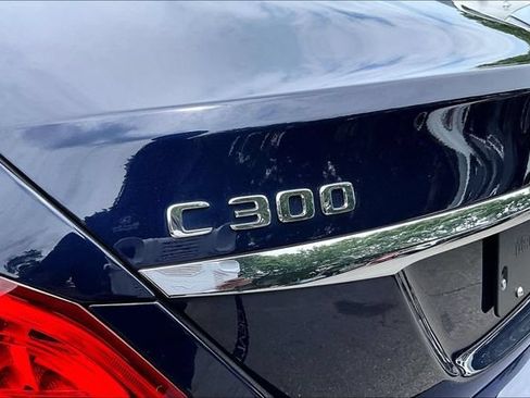 Used 2018 Mercedes-Benz C 300 4MATIC Sedan image 8
