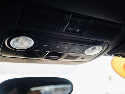 Used 2013 Volkswagen Beetle 2.5 50's Edition image 19