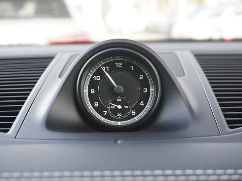 Used 2022 Porsche Macan image 58