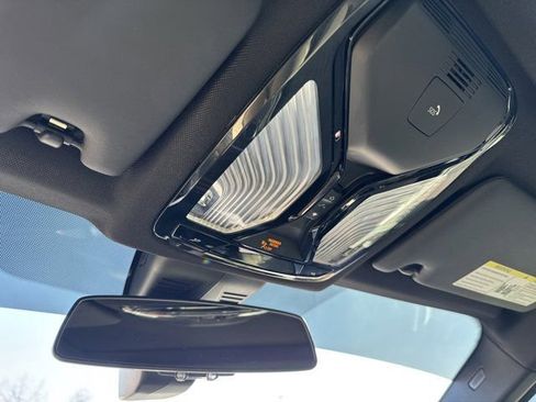 Certified 2026 BMW 330i Sedan w/ Premium Package image 21