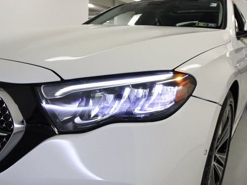 Certified 2024 Mercedes-Benz E 350 4MATIC Sedan image 9