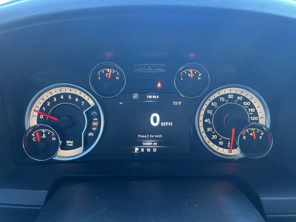 Used 2018 RAM 1500 Laramie RWD image 15