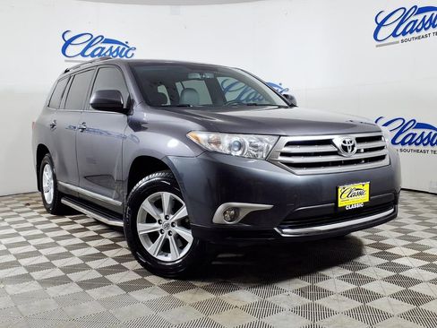 Used 2013 Toyota Highlander SE FWD image 1