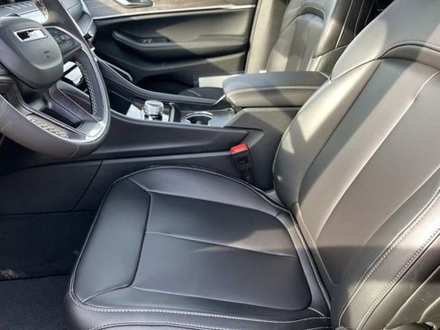 New 2026 Jeep Grand Cherokee Limited image 24