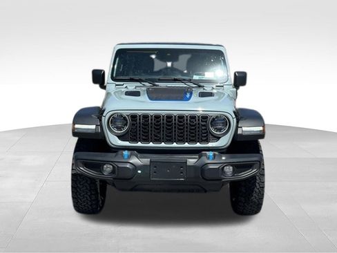 Used 2024 Jeep Wrangler Unlimited Rubicon 4xe AWD/4WD image 4