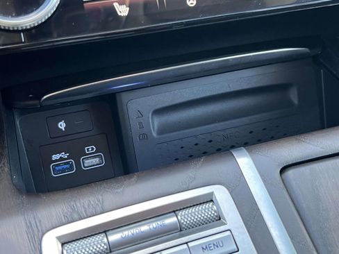 Used 2024 Genesis GV80 2.5T image 15