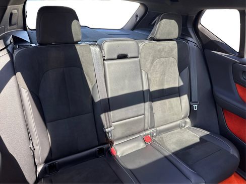 Used 2021 Volvo XC40 T5 R-Design AWD/4WD image 12