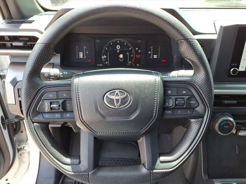 Certified 2024 Toyota Tacoma SR5 AWD/4WD image 21