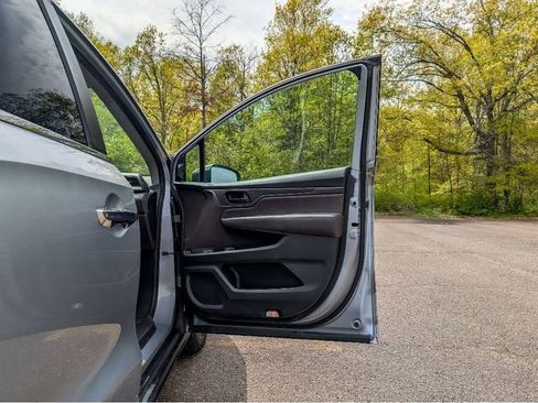 Used 2019 Honda Odyssey EX-L image 12