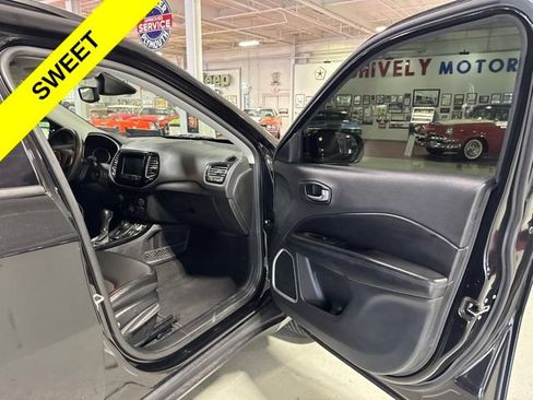 Used 2021 Jeep Compass Latitude AWD/4WD image 35