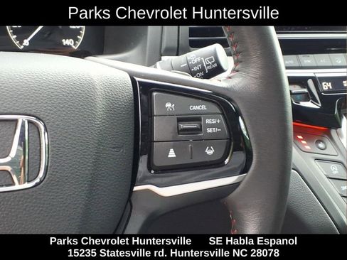 Used 2025 Honda Odyssey Sport-L image 12