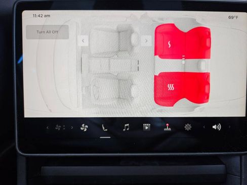 Used 2025 Tesla Model 3 Long Range image 58