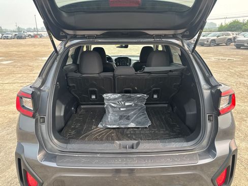 Used 2024 Subaru Crosstrek 2.0i Premium AWD/4WD image 11