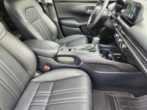 Certified 2024 Honda HR-V EX-L image 13