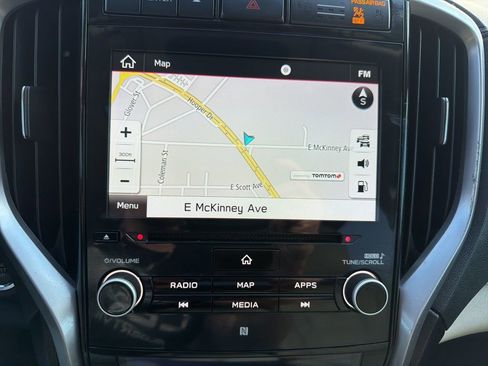 Used 2022 Subaru Ascent Limited w/ Technology Package image 31