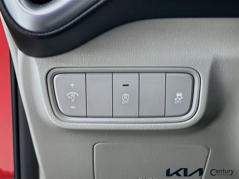 Certified 2021 Kia Soul LX FWD image 10