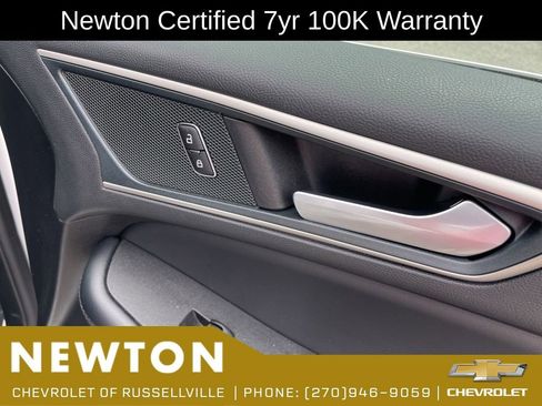 Used 2024 Ford Edge SEL AWD/4WD image 30