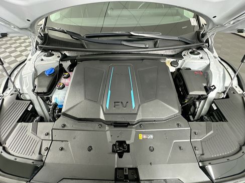 Used 2024 Hyundai Ioniq 5 SEL image 33