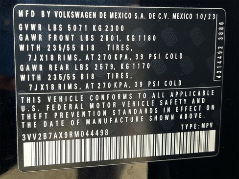 Used 2024 Volkswagen Tiguan SE image 29